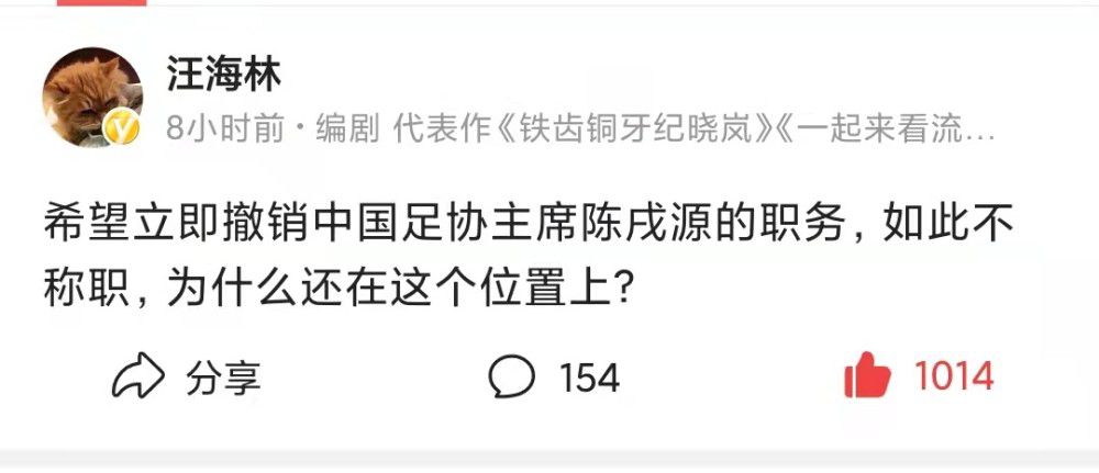 掉臂一切地阔别她的小镇本源，寻觅志同志合的社区 laurel 高中一结业就往了洛杉矶。 固然，洛杉矶的人是纷歧样，可是这些人看起来出格纷歧样吗？ 是的，由于他们是吸血鬼。